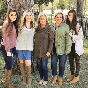 Meet your Posher, Renee